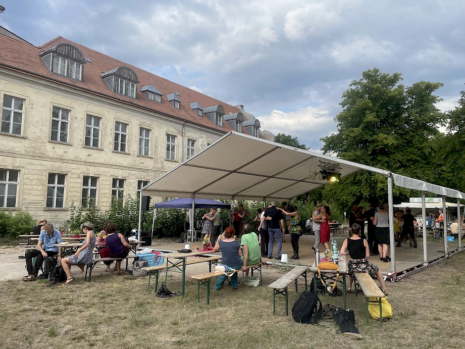 Hei&szlig;e Rhythmen am Schloss F&uuml;rstenberg